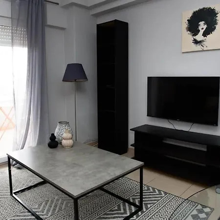 Апартаменты Stelina's Cosy Loft - Ideal Spot